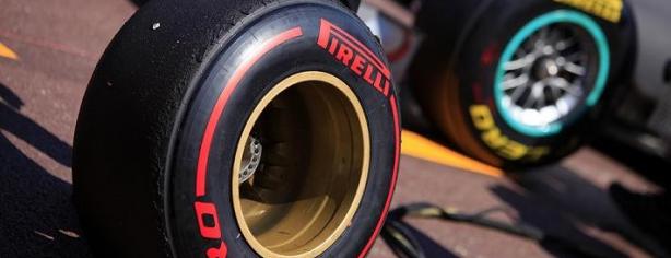 Pirelli PZero rojo y amarillo