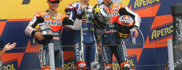 Jorge Lorenzo y Dani Pedrosa en el podio