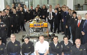 Jean Todt visita las instalaciones de HRT
