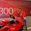 Carlos Checa en Borgo Panigale