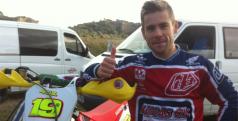 Álvaro Bautista es uno de los pilotos que se decanta por el Motocross/ Twitter