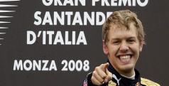 Sebastian Vettel en el podio de Monza 2008